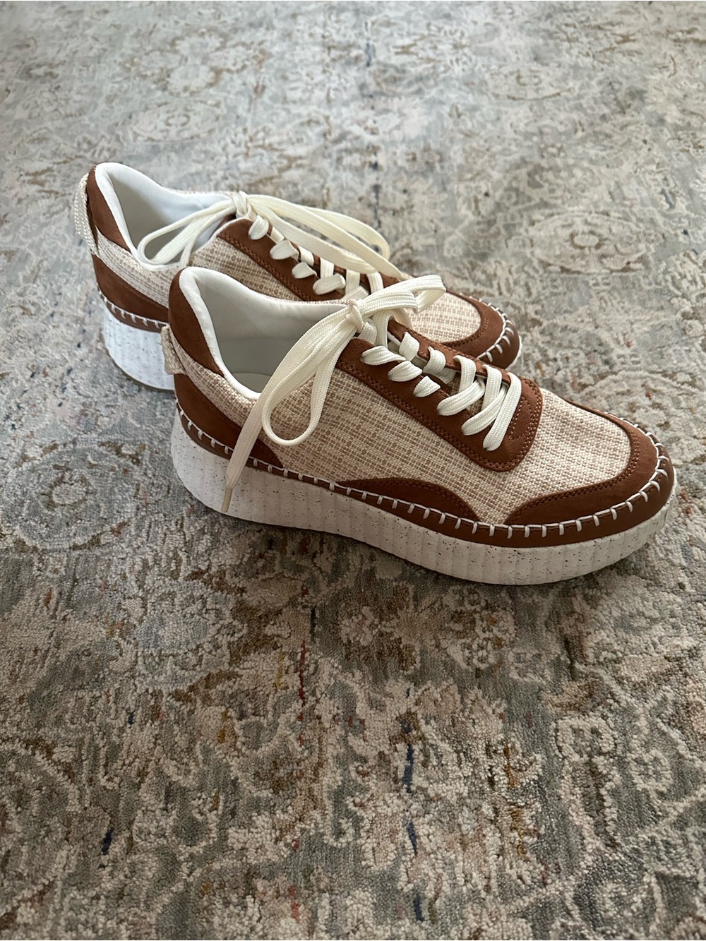 Universal Thread Tan and Cream Platform Lace-Up Sneakers Dolce Vita Dolen Dupe